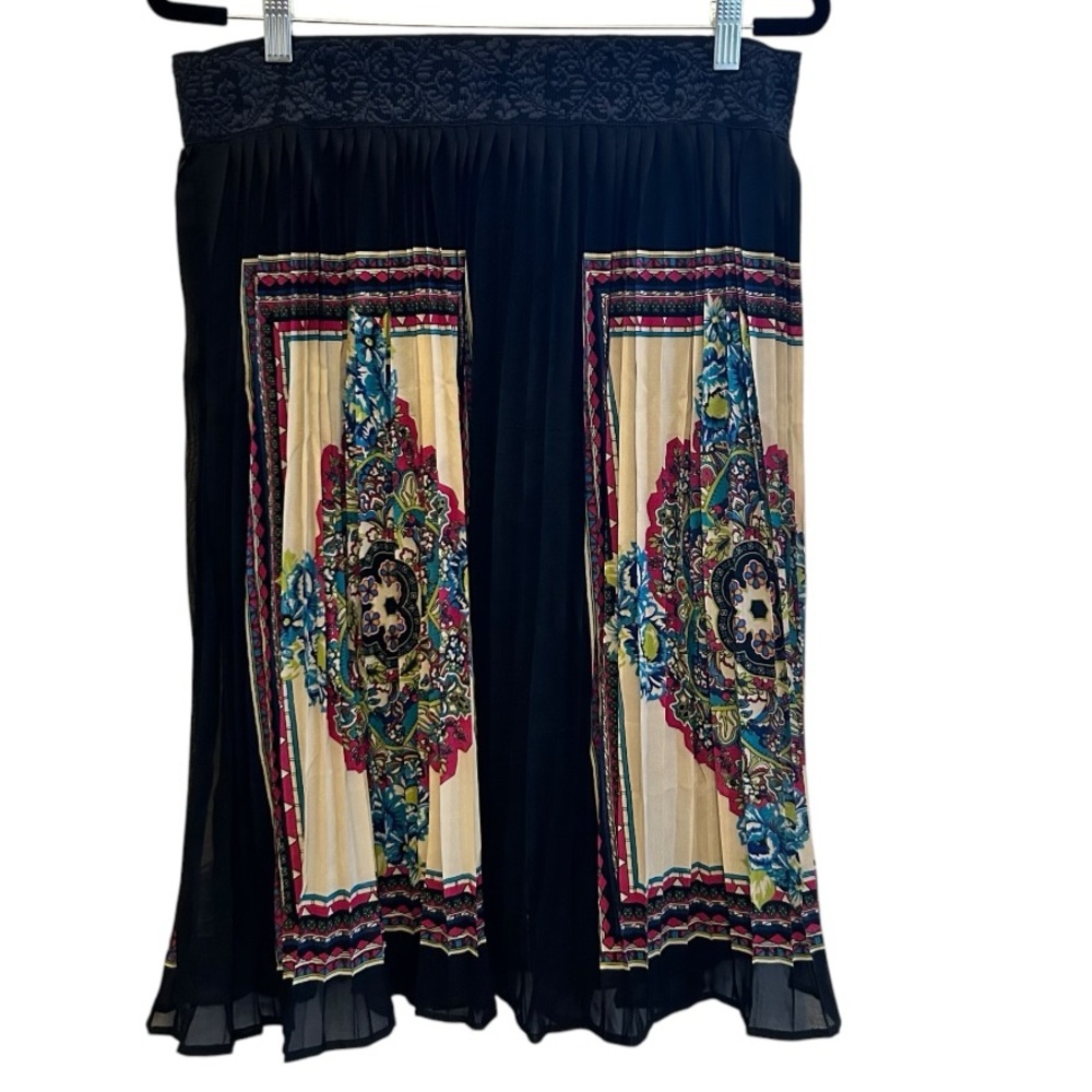 Lucky & Coco Ornate Pleated Midi Skirt Size Large